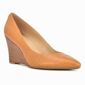 Nine West Cal 9x9 Pumps - Orange - Ireland (NS5634820)